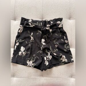 Dynamite Black Floral Tie-Waist Shorts with Cream Blossoms